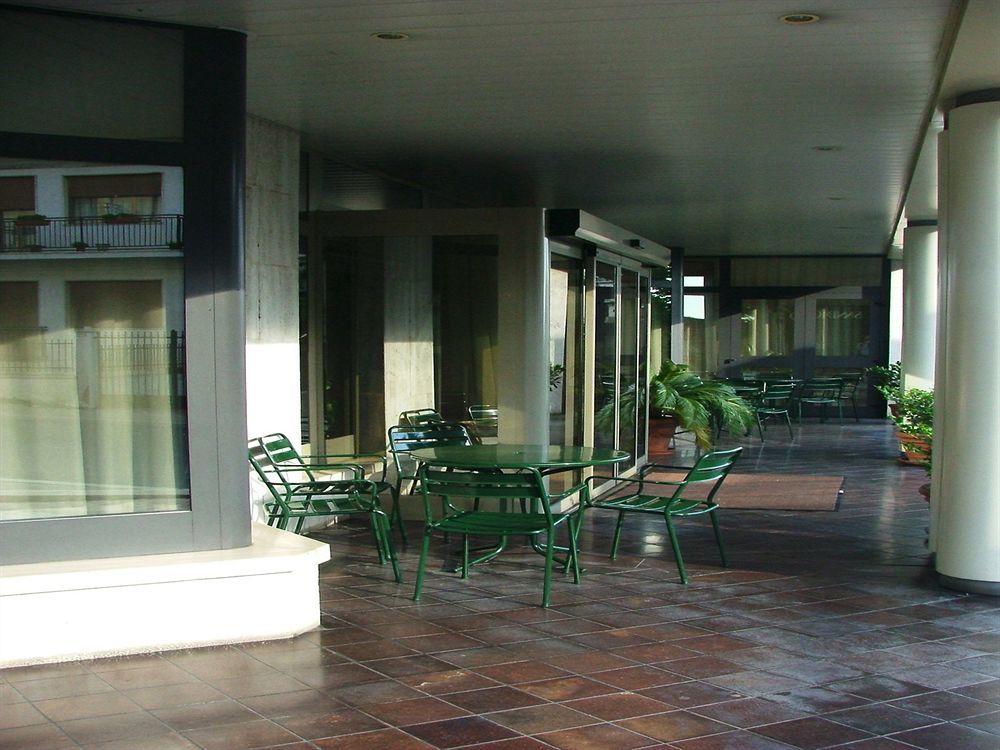 Hotel Lory & Ristorante Ferraro Celano Exterior photo